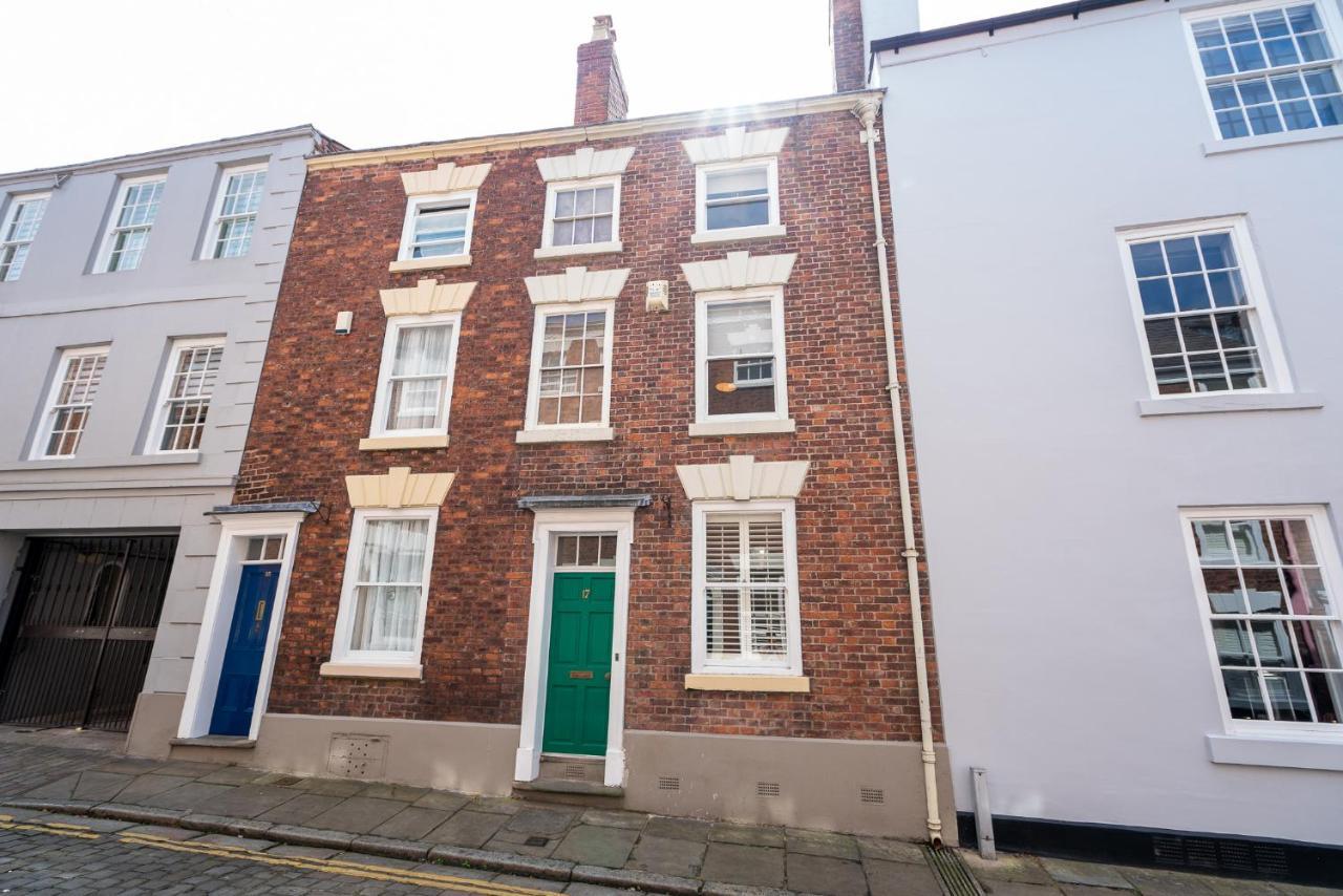 18Th Century Townhouse In Chester City Centre Villa Exterior photo